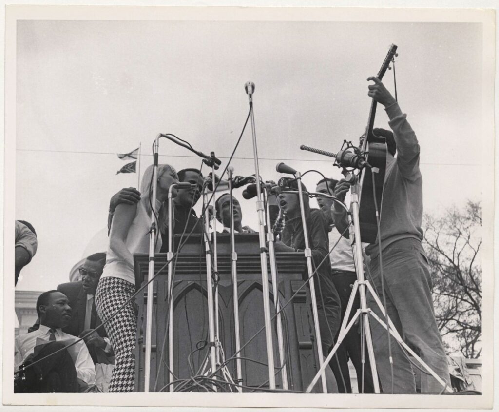 Mary Travers, Peter Yarrow,